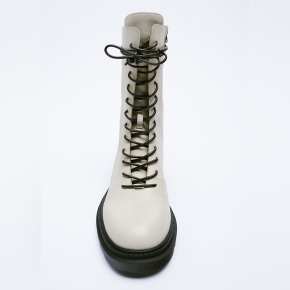 NWT. Zara Ecru Leather Low Heel Ankle Boots. Size 10. - Picture 4 of 7